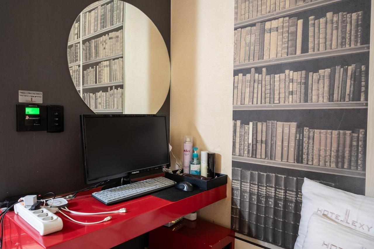 Guri Lexy Hotel Экстерьер фото